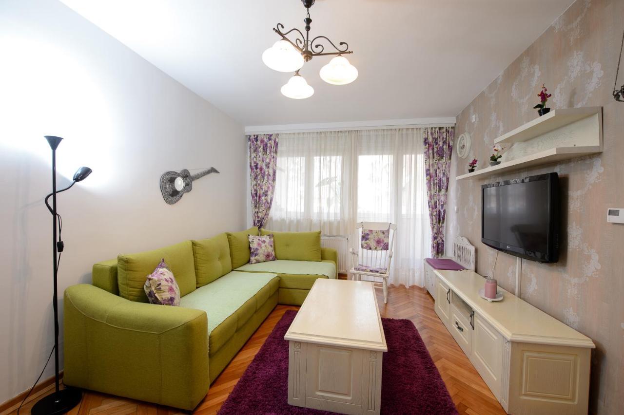 Apartman Centar Lux วาลเยโว ภายนอก รูปภาพ