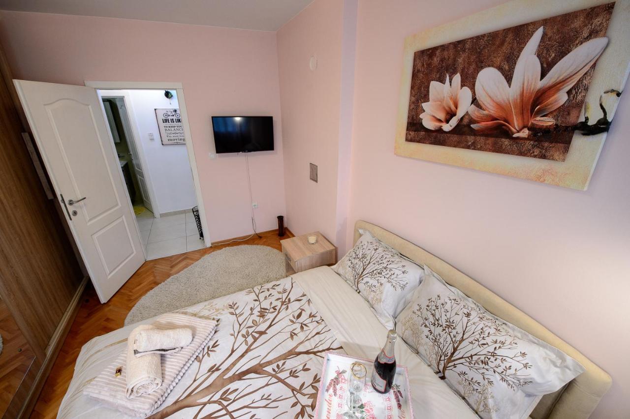 Apartman Centar Lux วาลเยโว ภายนอก รูปภาพ